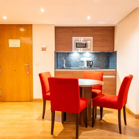 Aparto-Hotel Rosales-2