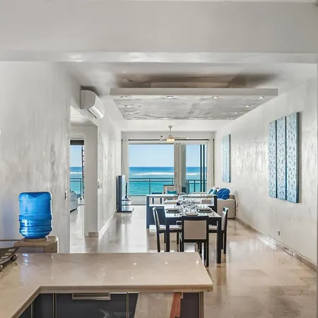 Watermark Luxury Oceanfront Residences-3