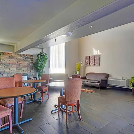 Travelers Inn By Oyo Wichita Falls-2