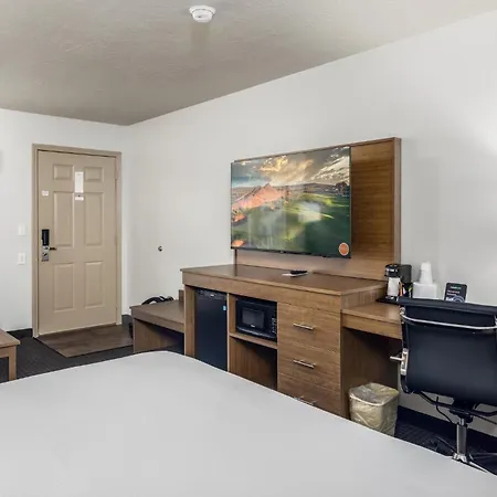 St. George Inn And Suites-2