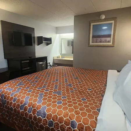 Americas Best Value Inn And Suites Little Rock-3