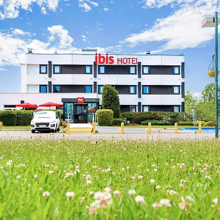 ibis Mulhouse Ile Napoleon-2