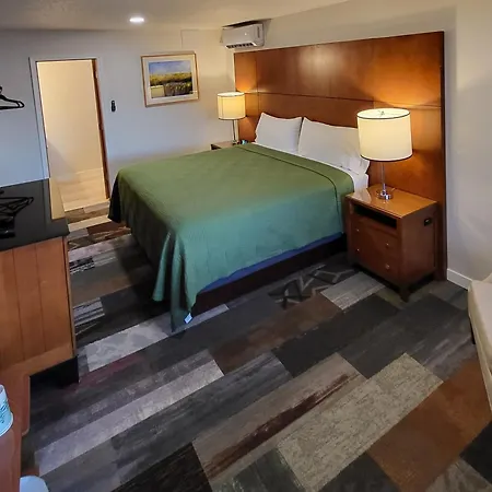 Shelton Inn-2