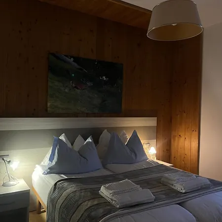 Hotel Garni Suisse-2