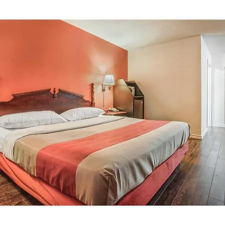 Motel 6-Windsor, On-2