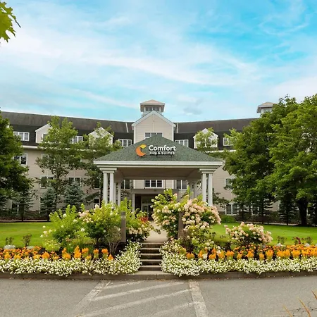 Comfort Inn & Suites Near Burke Mountain-2