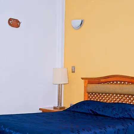 Hotel Las Fuentes-2