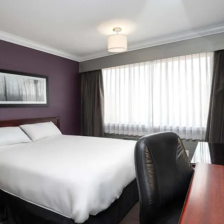 Sandman Hotel & Suites Williams Lake-3