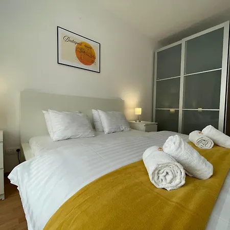 Corvin Center Suites-3