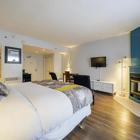 Hotel Lac Brome-3