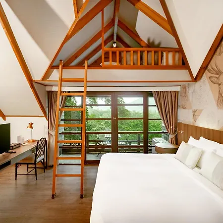 Issara Boutique Winery Hotel-2