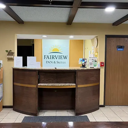 Fairview Inn & Suites Whitewater-3