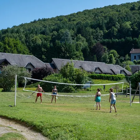 VVF Villages  Le Château sur la Vienne  Nedde-2