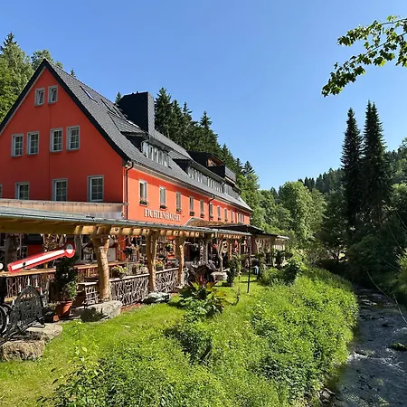 Erlebnishotel&Restaurant Fichtenhäusel am Pöhlagrund-3