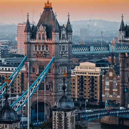 Four Seasons Hotel London At Tower Bridge-2