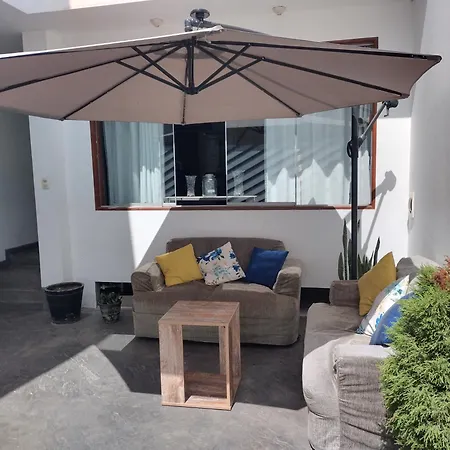 Kangaroo Wasi Airport Bed & Breakfast-3