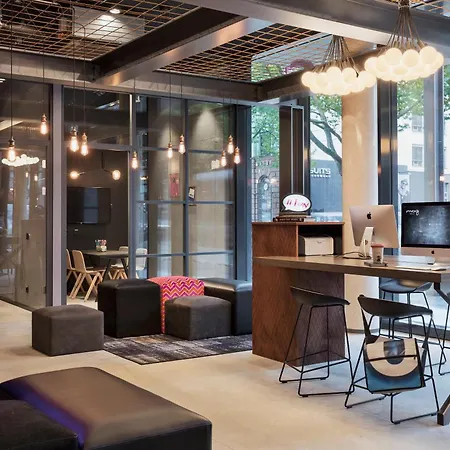 Moxy Frankfurt East-3