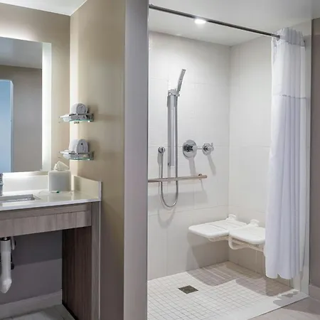 Residence Inn Miami Sunny Isles Beach-3