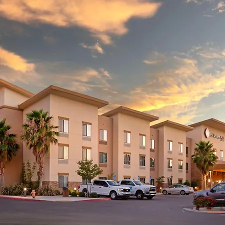 Best Western Plus Coalinga Inn-2