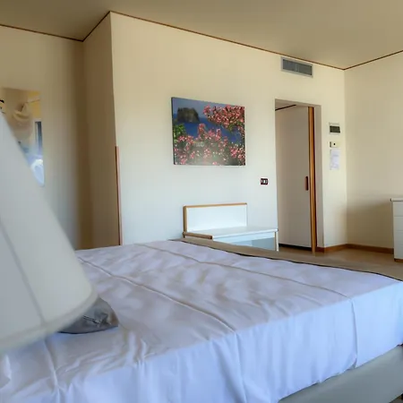 Hotel Torre Normanna-2