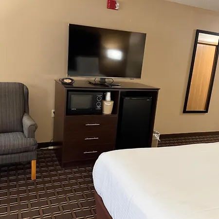 Best Western Dodgeville Inn & Suites-2
