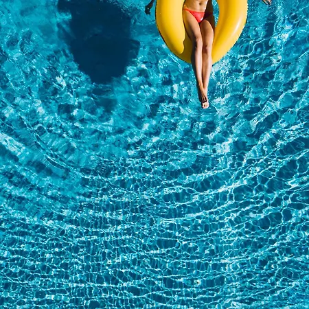 Ninfa Sul Mare Apartments - Piscina con Area Relax e Parcheggio Gratuito-2