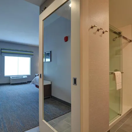 Hampton Inn & Suites Middleburg, Fl-2