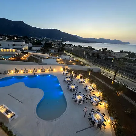 Resort La Battigia Beach & Spa-3
