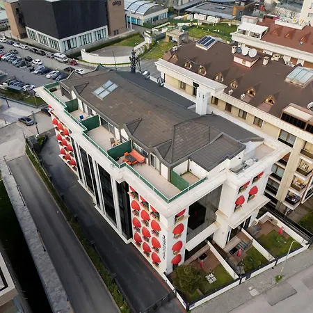 Izz Hotel Kosuyolu-3