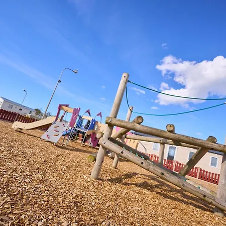 Golden Sands Holiday Park By Away Resorts-3