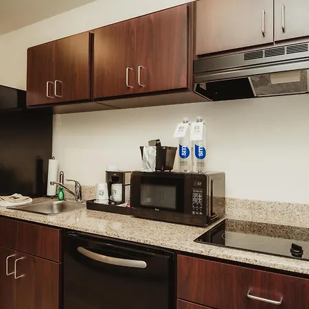 Cobblestone Hotel & Suites - Ottumwa-3