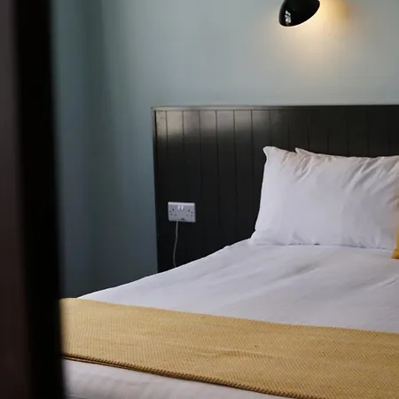 Marine Hotel Ballycastle-2