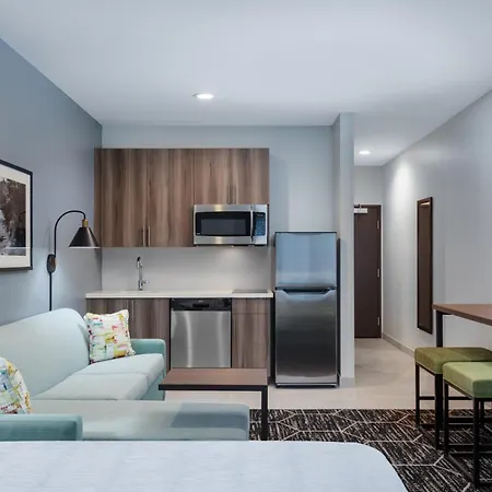La Quinta Inn & Suites By Wyndham Centralia-2
