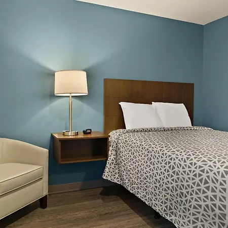 Woodspring Suites East Lansing - University Area-3