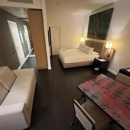 Ariha Hotel Cosenza-2