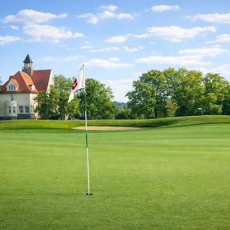 Schloss Krugsdorf Golf&Hotel-2