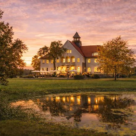 Schloss Krugsdorf Golf & Hotel-3