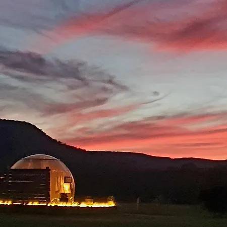 The Hunter Valley Star Gazing Bubblehotel-3