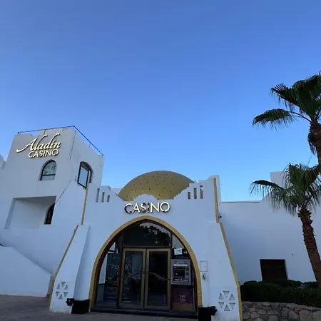 Domina Coral Bay Oasis-3