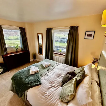 Kearton Guest House-3