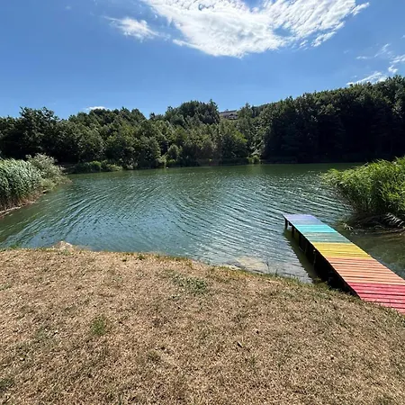Una Finestra Sul Lago-2