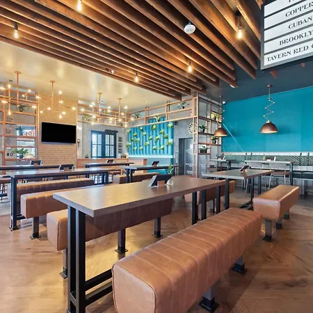 Sandman Signature Dallas Las Colinas Hotel & Suites-2