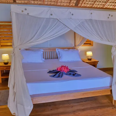 Manja Kely Lodge - Nosy Komba Island-3