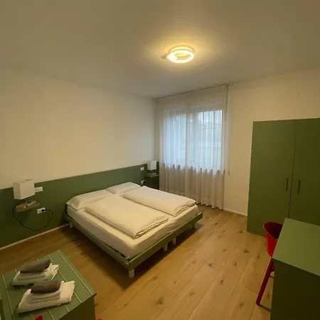 Countryhouse Verso-3