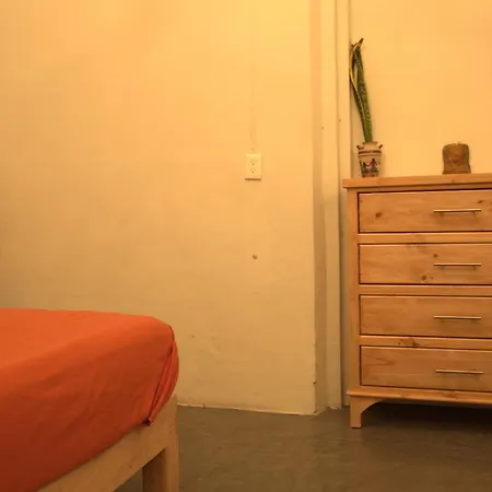 El Pinche Hostal-2