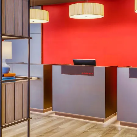 Hotel Nuernberg City Center By Leonardo Hotels-3