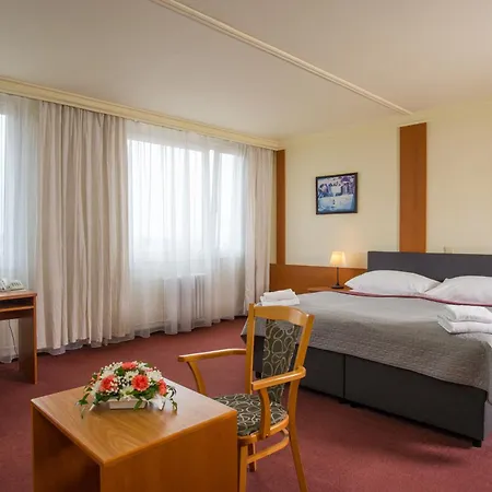 Top Hotel Praha-2