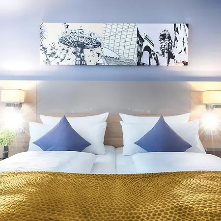Leonardo Hotel Munich City North-3
