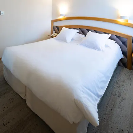 Best Western Le Relais de Laguiole Hôtel&Spa-2