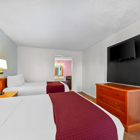Knights Inn San Antonio Near Frost Bank Center-2